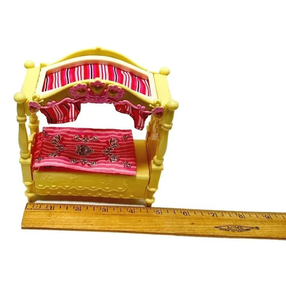 Fisher Price Loving Family Doll Furniture Lot 2 Parents Bed and Child Bed - Picture 7 of 16